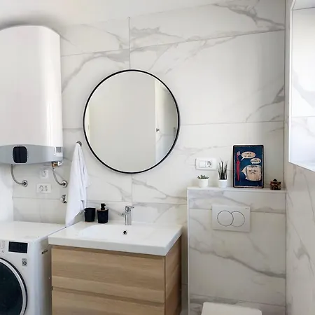 Comfort 2 Bedroom 10min Walk From Center And * Split