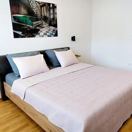 Daire Modern 2 King Size Bed, Sea View, Walk To And Center Split