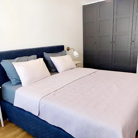 Sea View, 2 King Size Bed, Walk To And Center Split