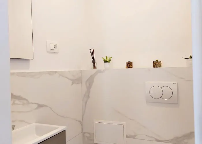 Wonderful 2 Bedroom 10min Walk From Center And Split