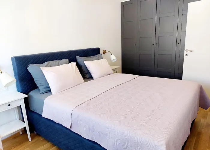Wonderful 2 Bedroom 10min Walk From Center And Split